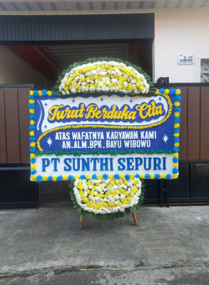 Papan Bunga Duka di Peterongan